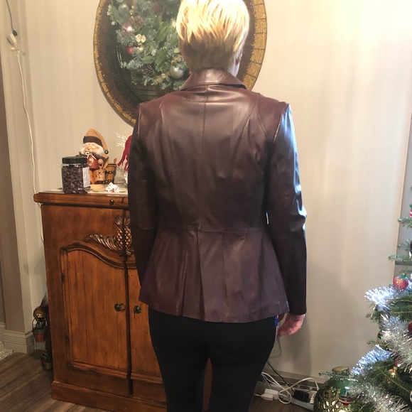 New Neiman Marcus Exclusive Fitted Leather Blazer - Picture 11 of 11